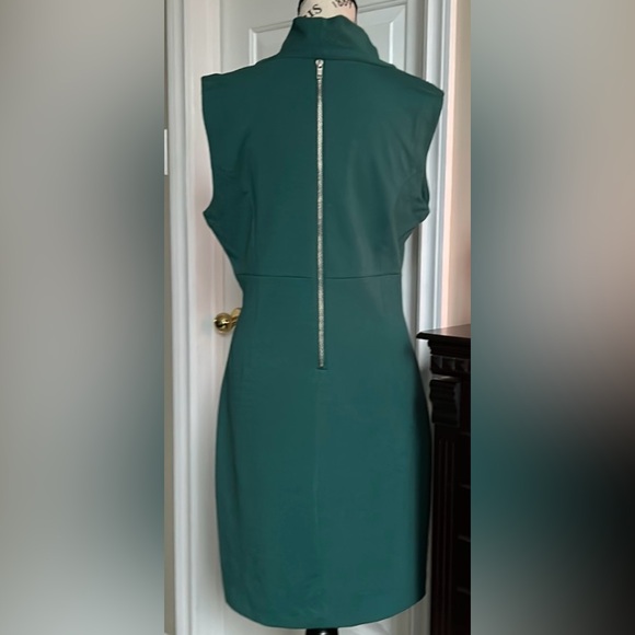 ✨🎄✨ ALFRED SUNG GREEN DRESS Size 10 NWOT - Picture 4 of 8